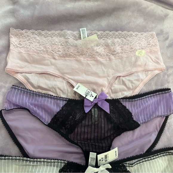 Bundle of 4 brand new panties - Picture 6 of 6